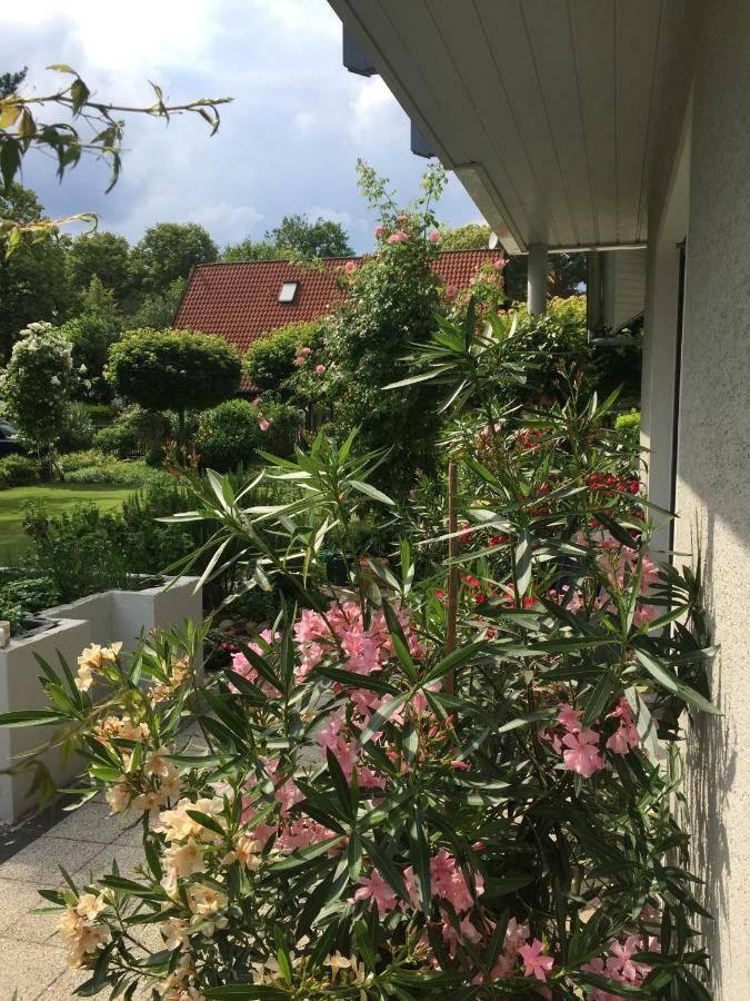 Villa "Auszeit" Hohen Neuendorf Buitenkant foto